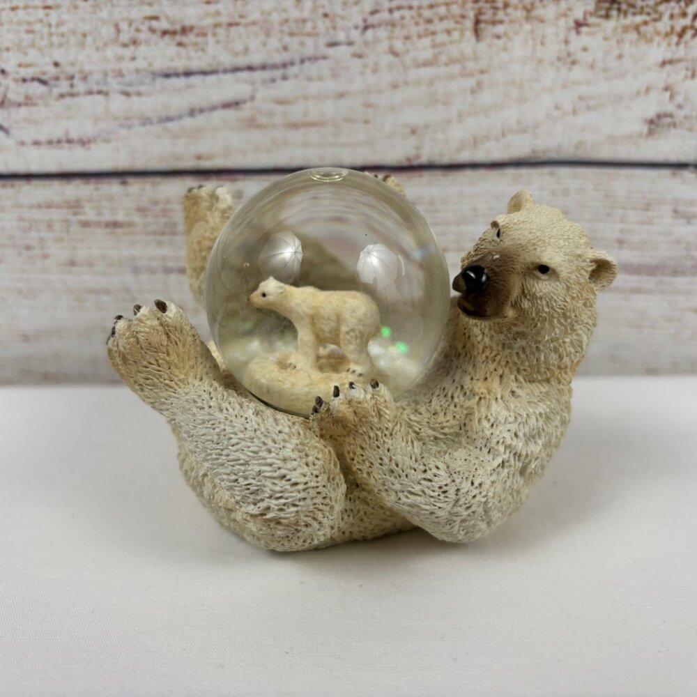 Vintage Sea World Two Polar Bear Snow Globe